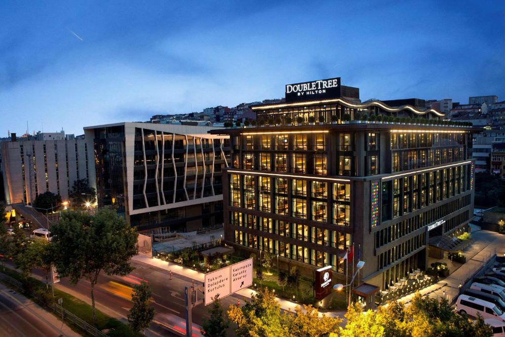 HILTON